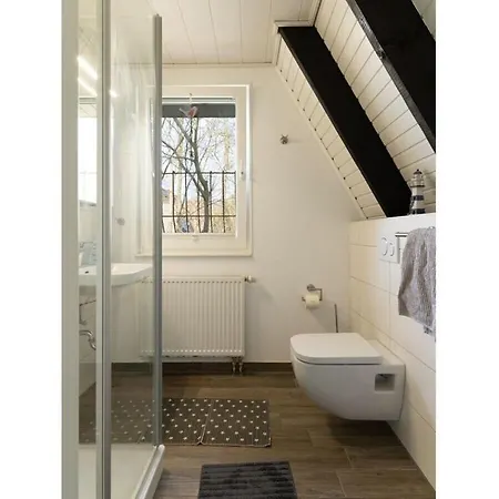 Auen Tatil Evi Damp
